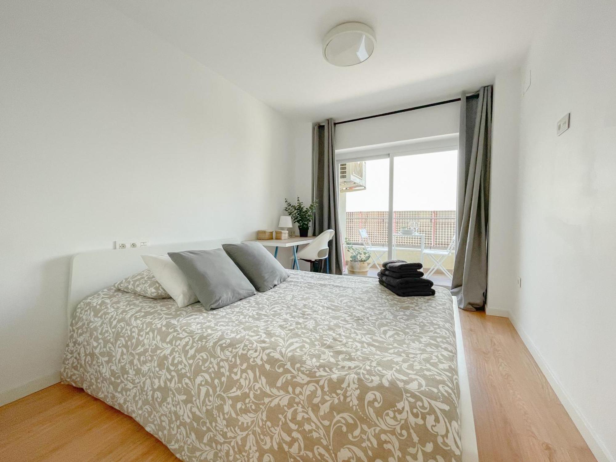Moderno Apartamento Plz De La Merced มาลากา ภายนอก รูปภาพ