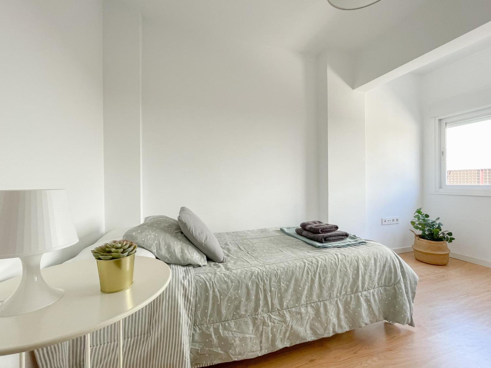 Moderno Apartamento Plz De La Merced มาลากา ภายนอก รูปภาพ